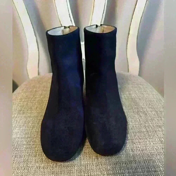 Boden Suede Ankle Boot Size 38/7.5US NAVY - Picture 3 of 8
